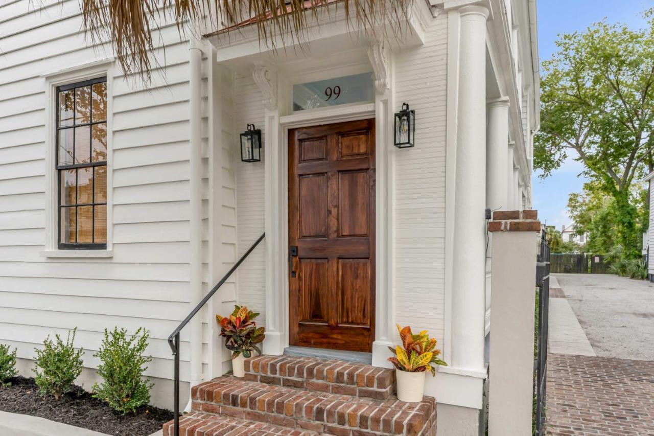 Апартаменты The Palmetto House B- Walk To King Street Чарльстон Экстерьер фото